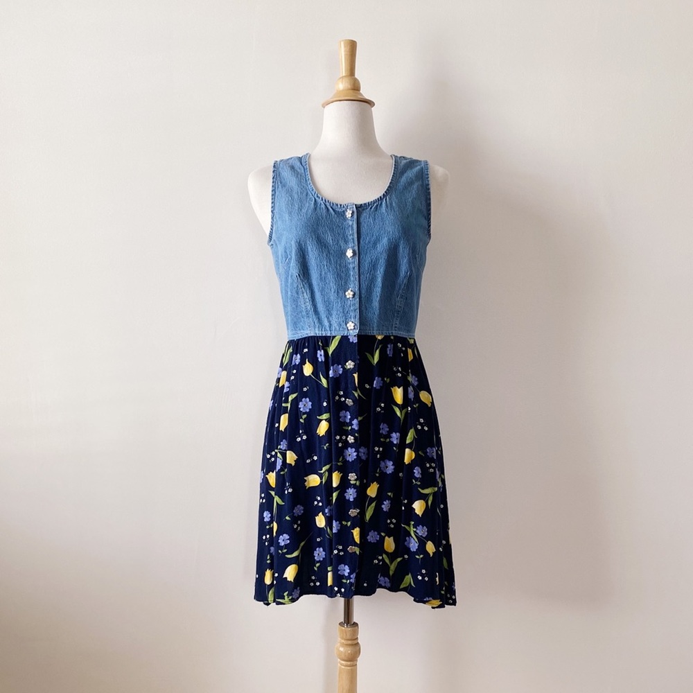 SOLD Vintage 90s Denim and Floral Button Front Sun Dress size Small